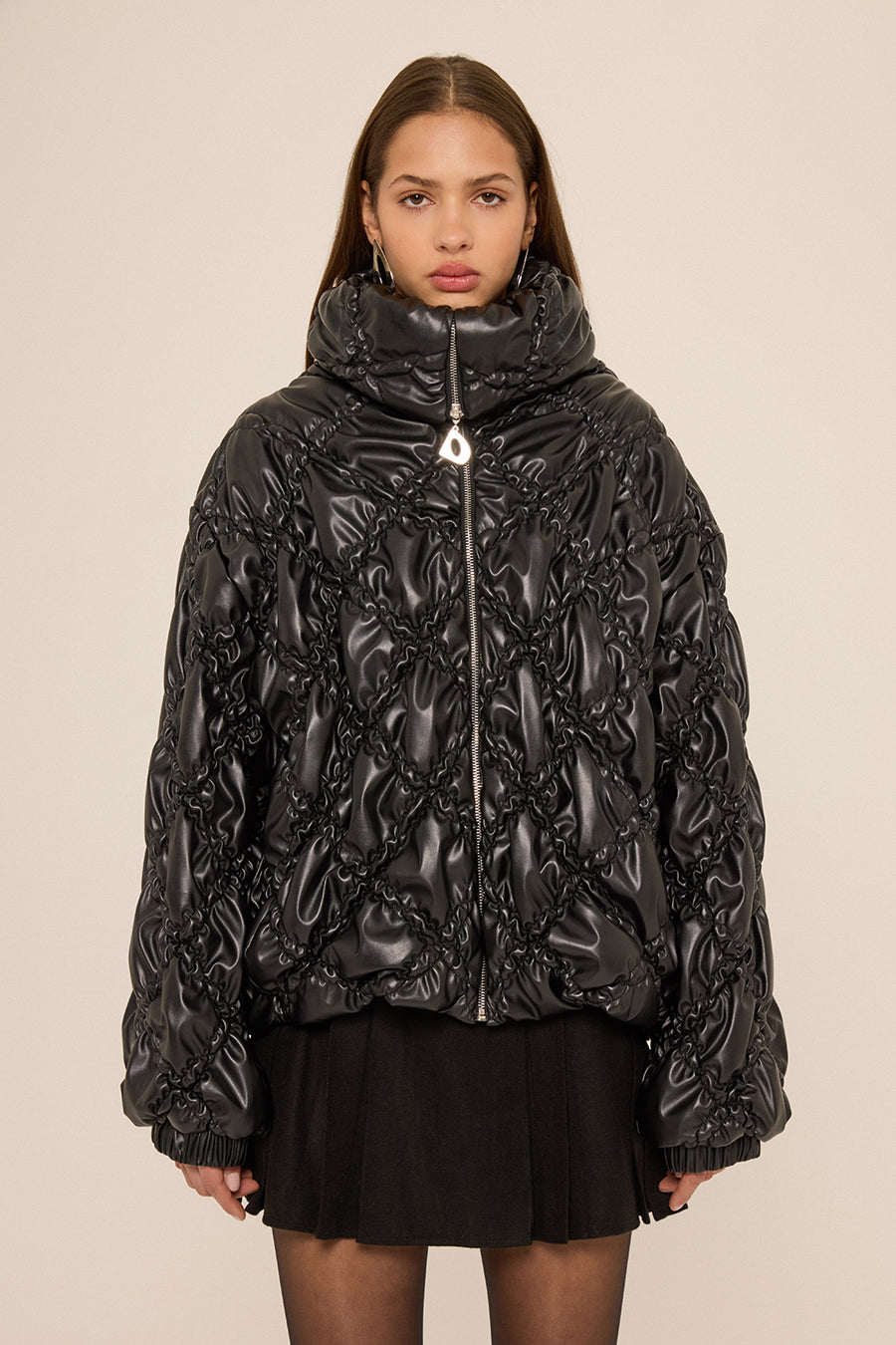 OFF-SHOULDER QUILTED PUFFER JACKET